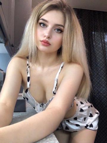 Проститутка Лея
